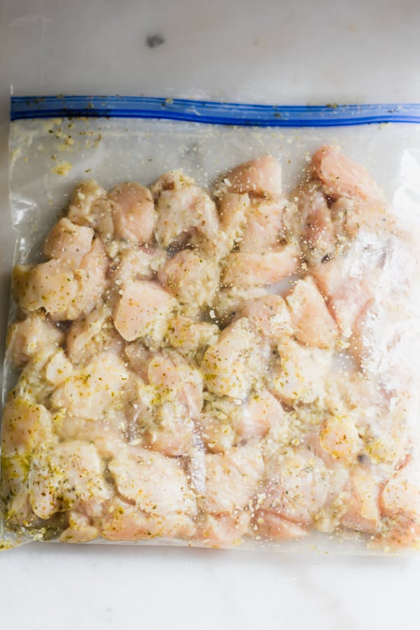 Chicken and marinade in a ziploc bag.