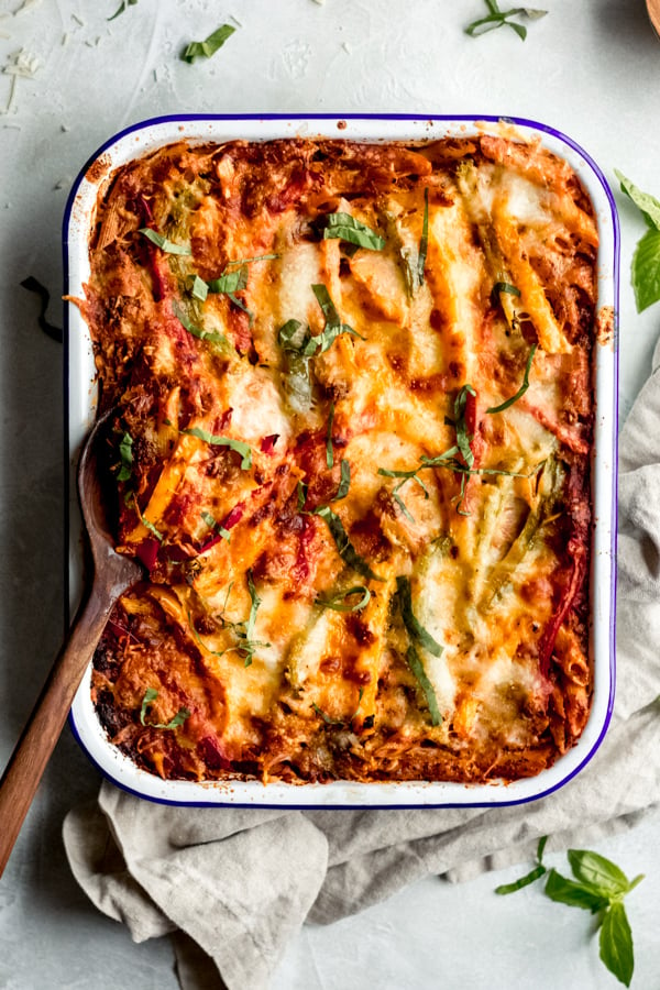 Cheesy pasta bake with sausage and peppers.